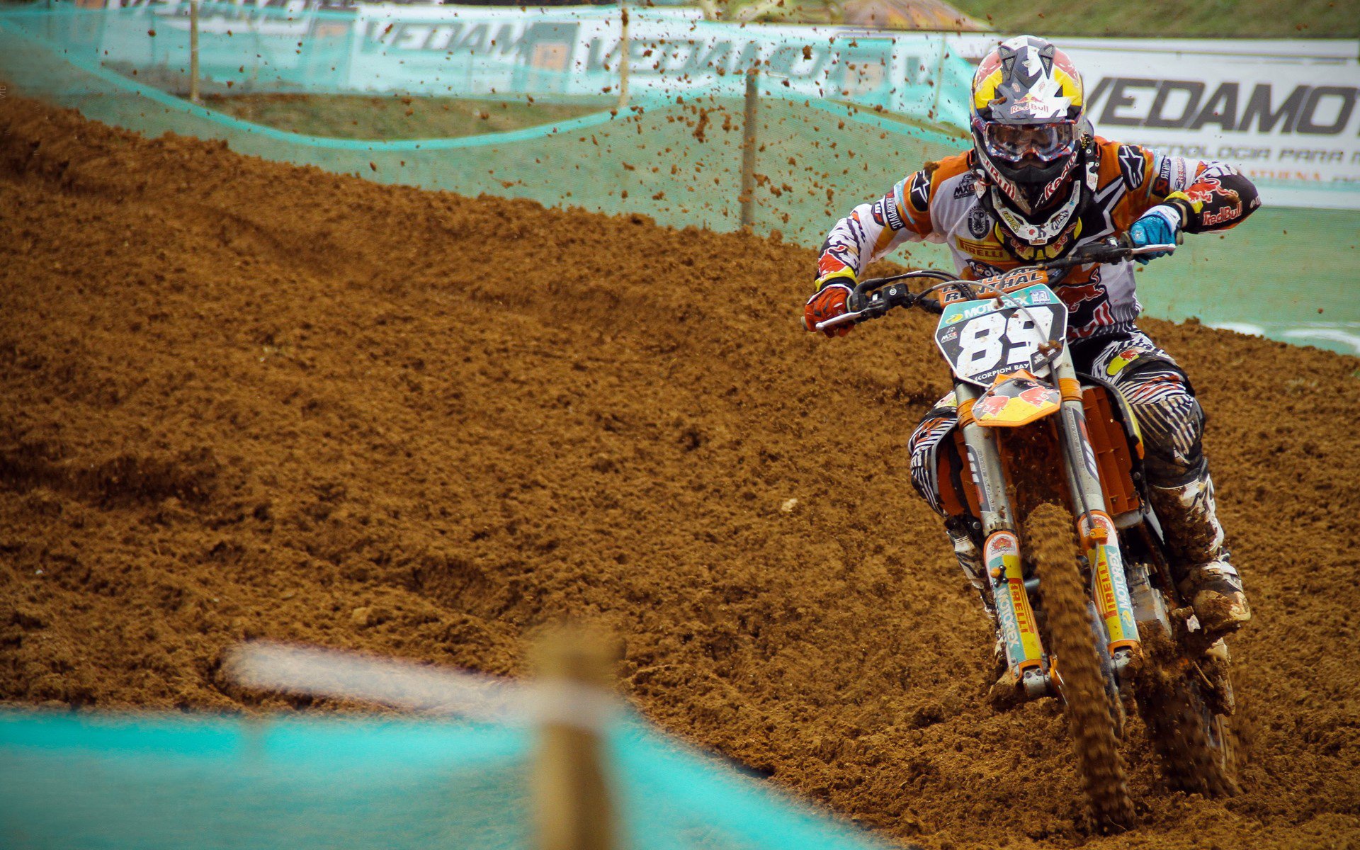 【赛场风云】比赛中那些令人难忘的精彩瞬间，赛场上的精彩瞬间作文700字